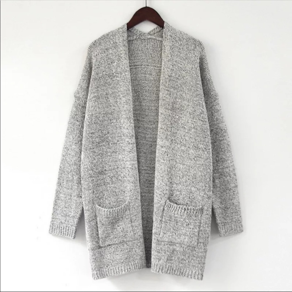 1 Left! Cozy Gray Long Knit Cardigan w/ Pockets - Picture 2 of 7